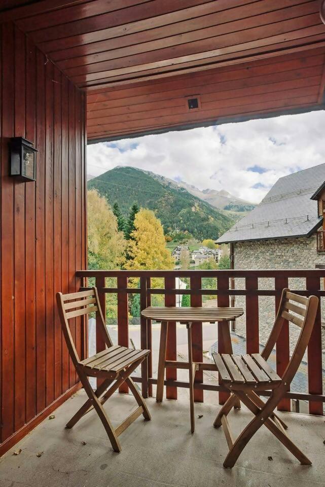 La Casita Del Arbol Apartment Sallent De Gallego Bagian luar foto